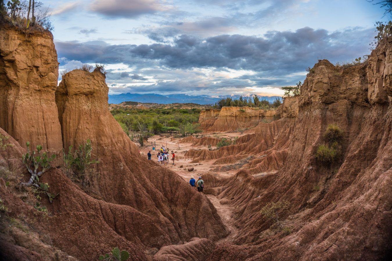 Explora el Desierto de la Tatacoa, un tesoro natural de Colombia