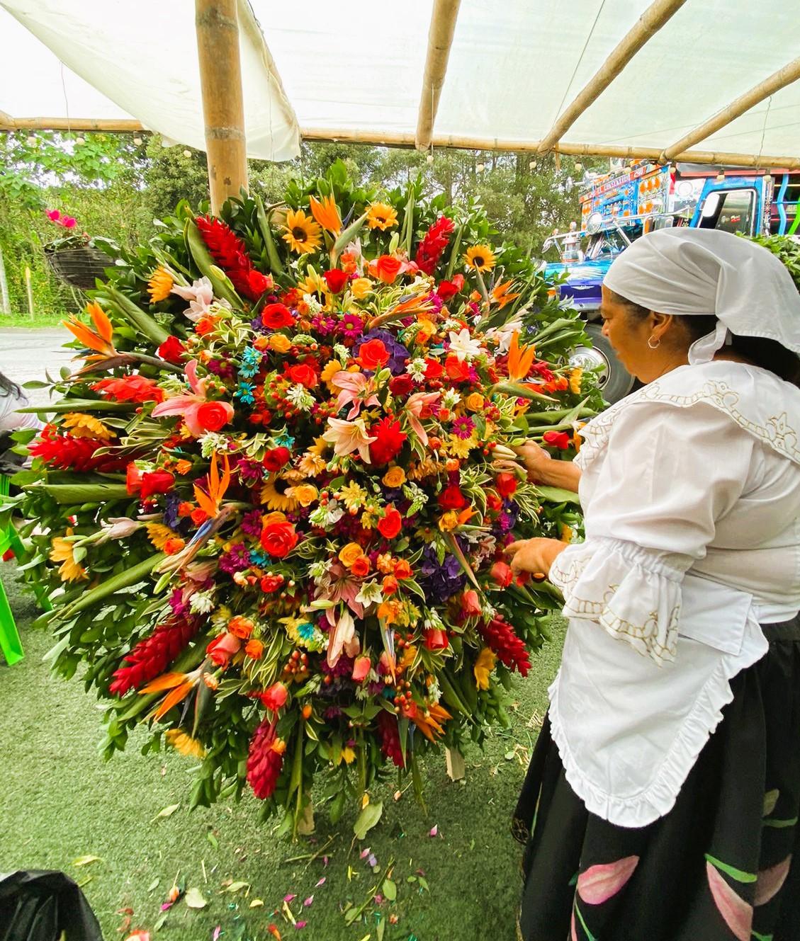 Vive la Feria de las flores: 4 días en Medellín desde Bogotá