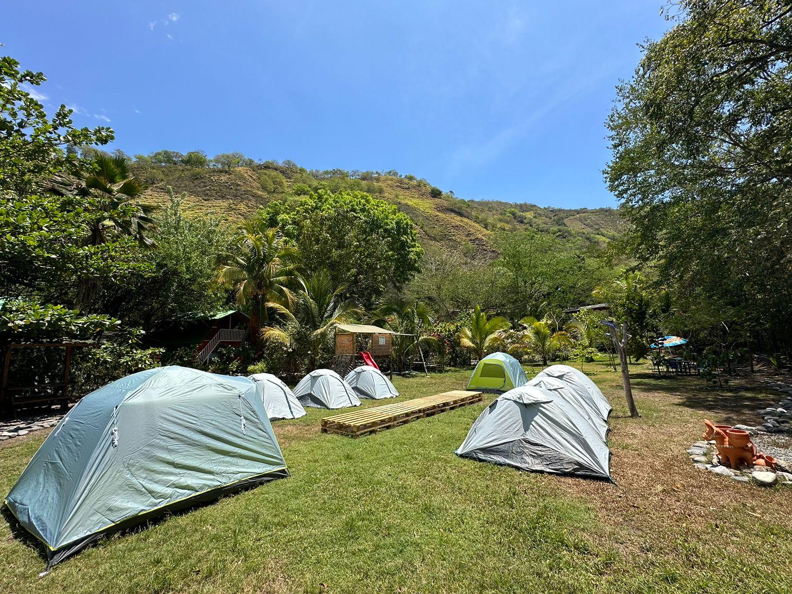 Campamento en el cañón del río pata desde Útica