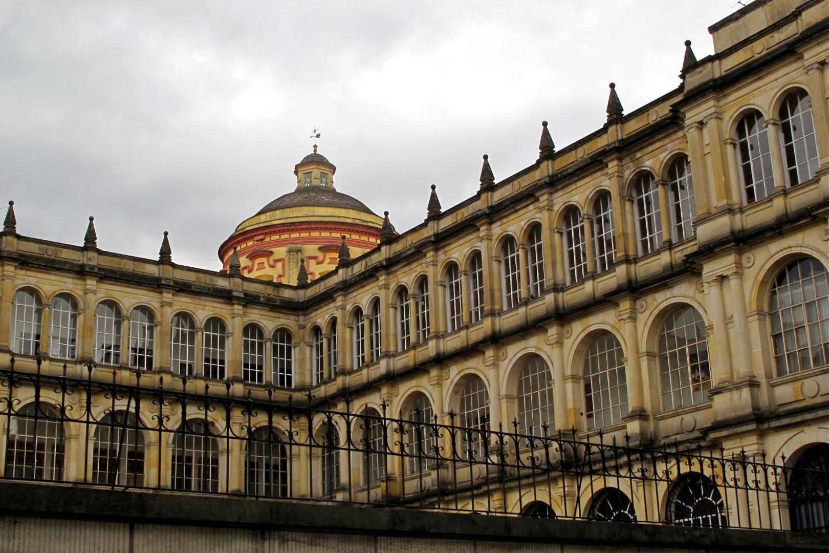 City Tour Bogotá: Un Viaje a Través de la Historia, el Arte y la Naturaleza